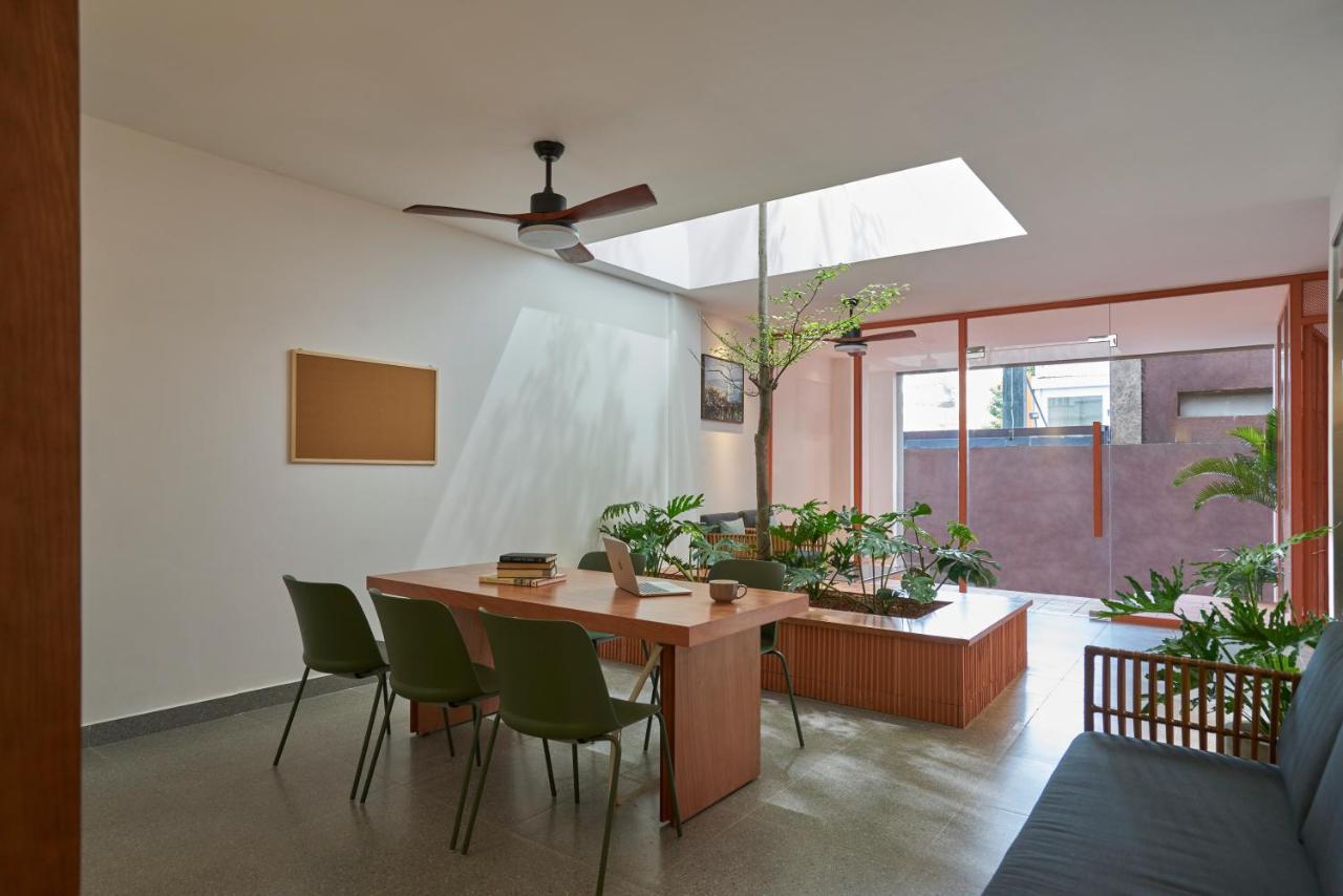 M Village Living Le Sy Khách sạn 3*