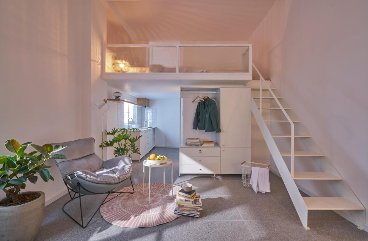 Khách sạn M Village Living Le Sy TP. Hồ Chí Minh